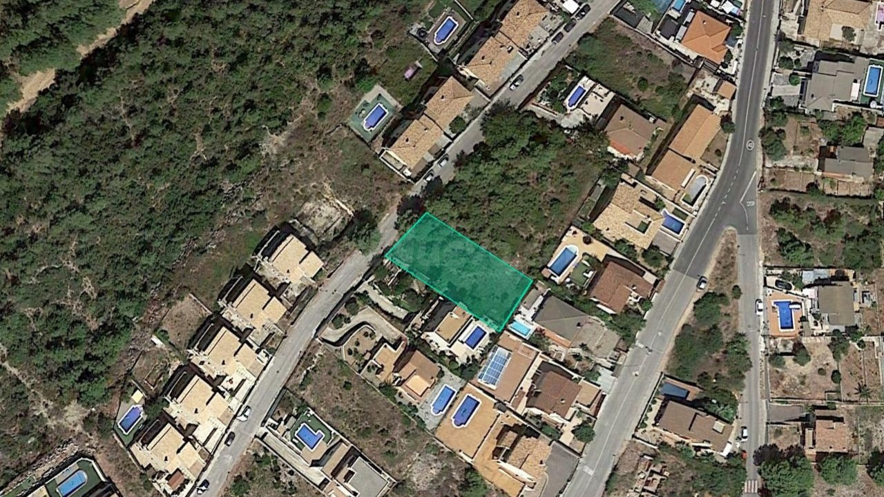 Parcela urbana con pendiente ascendente en Brisas de Calafel - foto 2