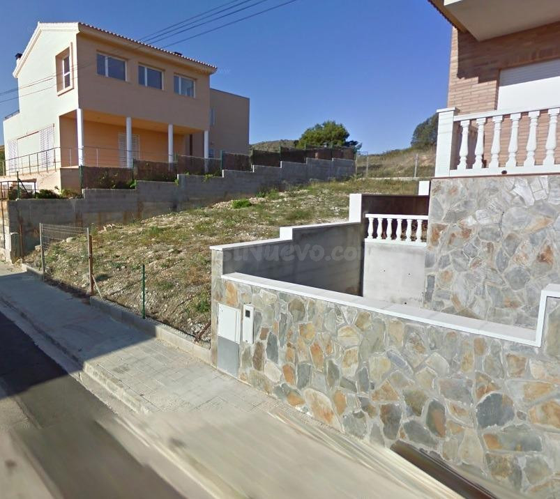 Parcela urbana en Roda de Berà de 330 m2 - foto 4