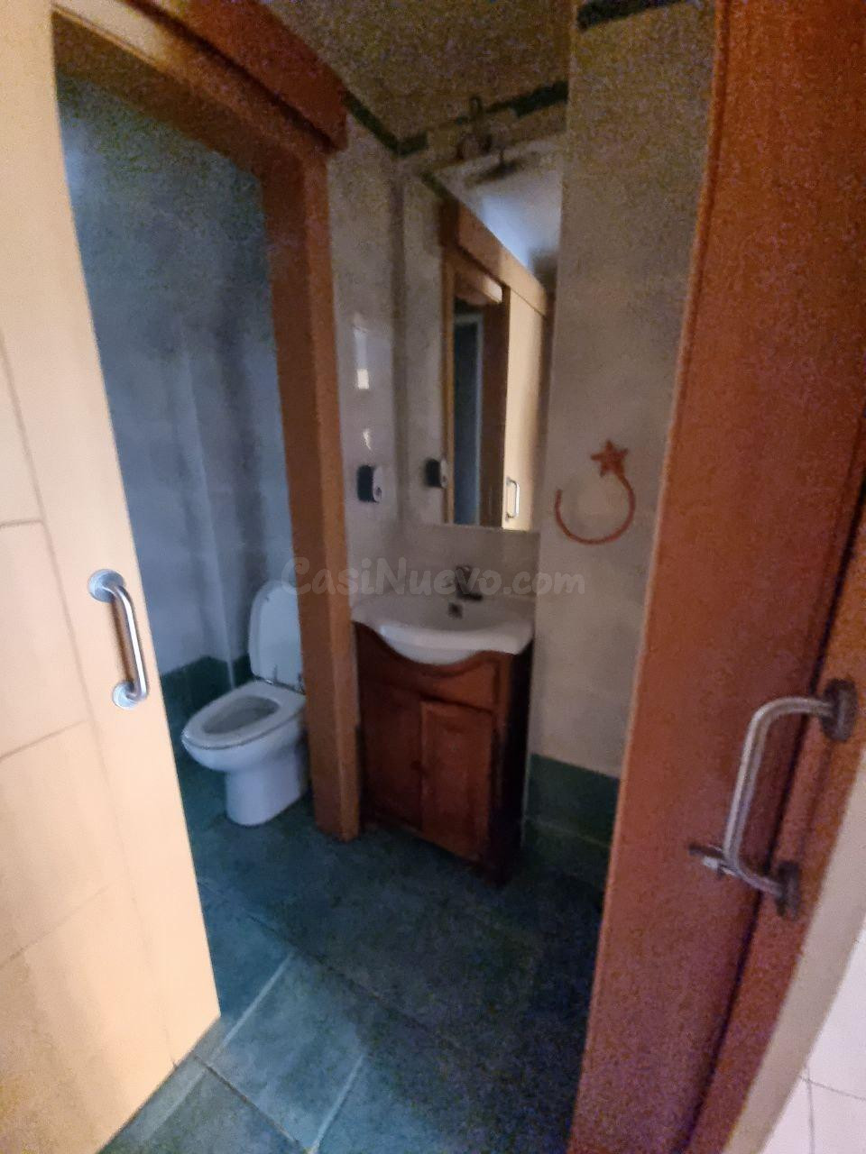 Piso de 108 m2 con 3 dormitorios y 2 baños en venta en Calaf - foto 4