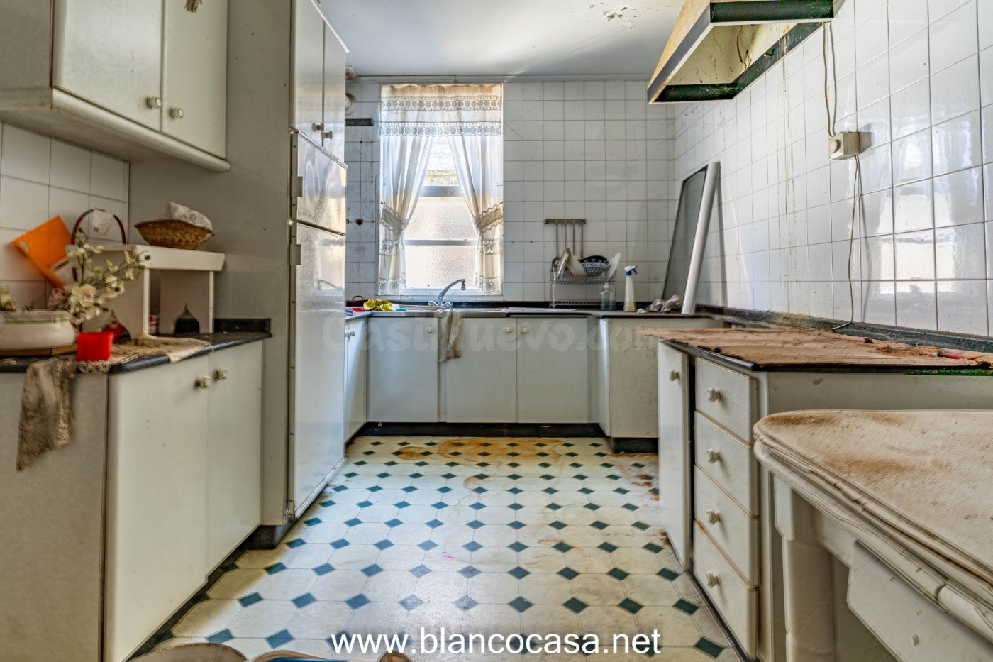 🏡 CASA con 🌳TERRENO en pleno ✨ CENTRO DE CARBALLO – ¡A refor - foto 5