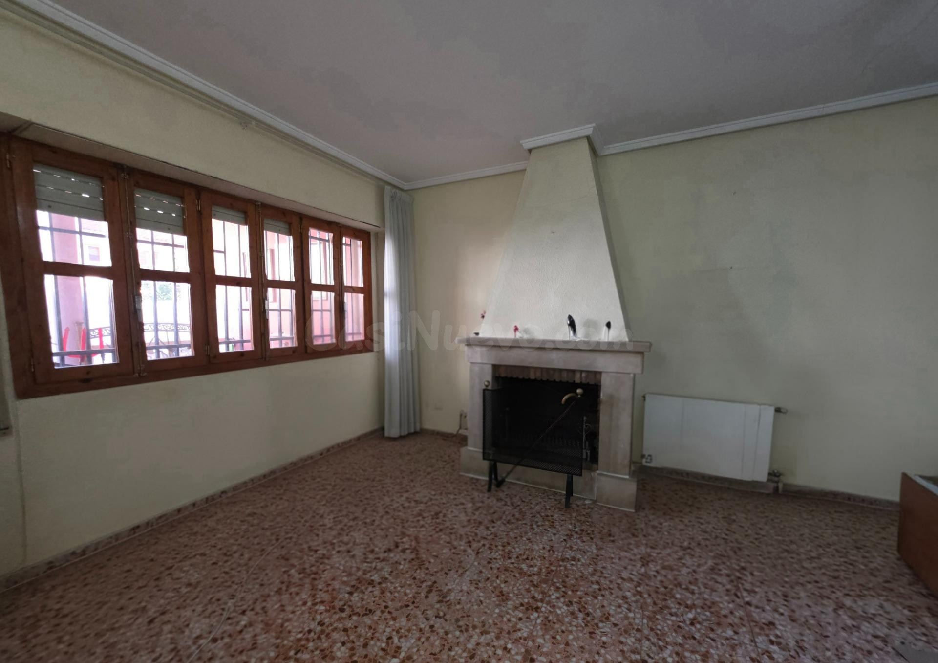 EXCLUSIVA CASA ADOSADA DENTRO DEL CASO URBANO DE BETERA - foto 5