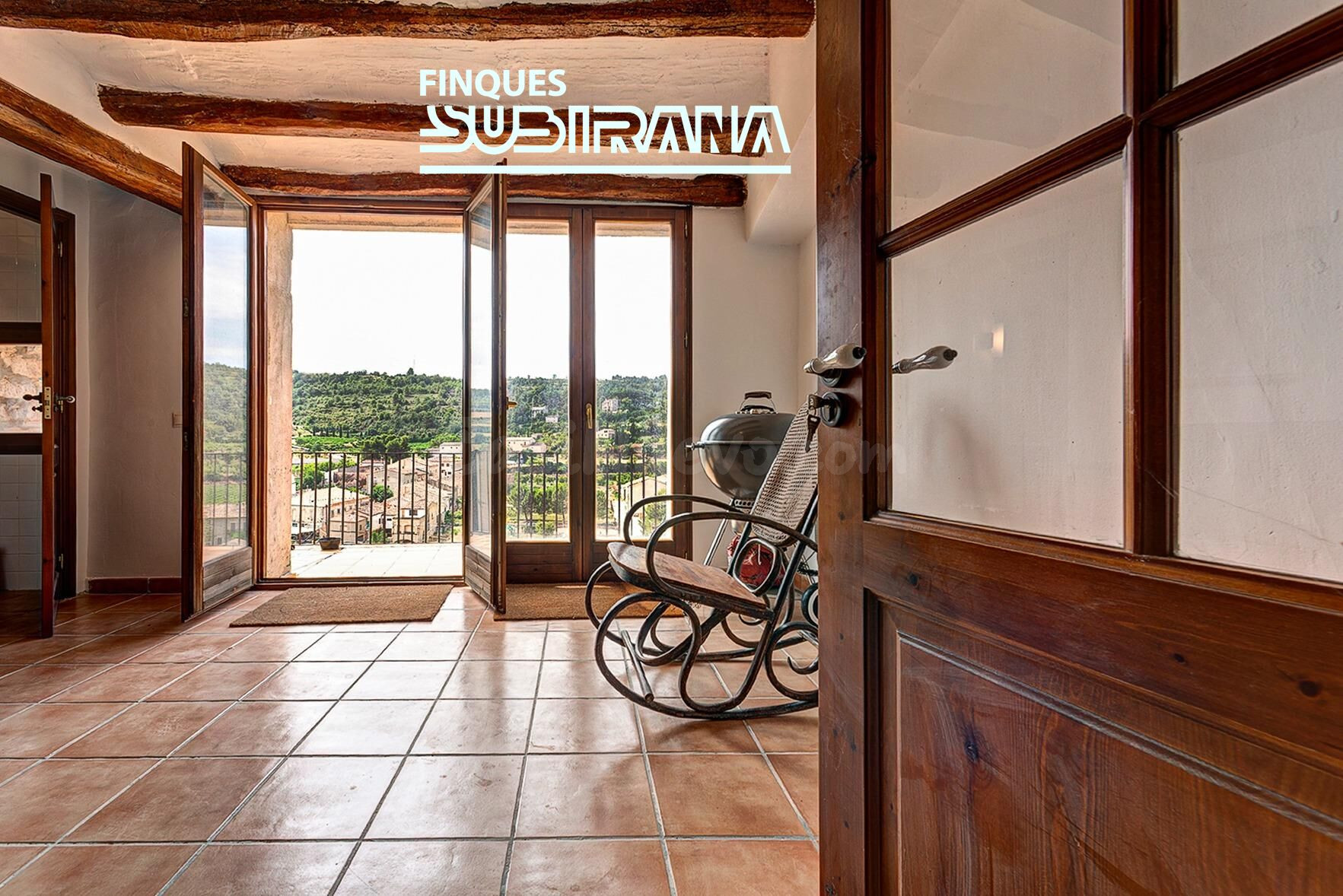 CASA EN VENDA A GUIMERÀ - UNA JOIA AMB HISTÒRIA I VISTES DE SOMNI