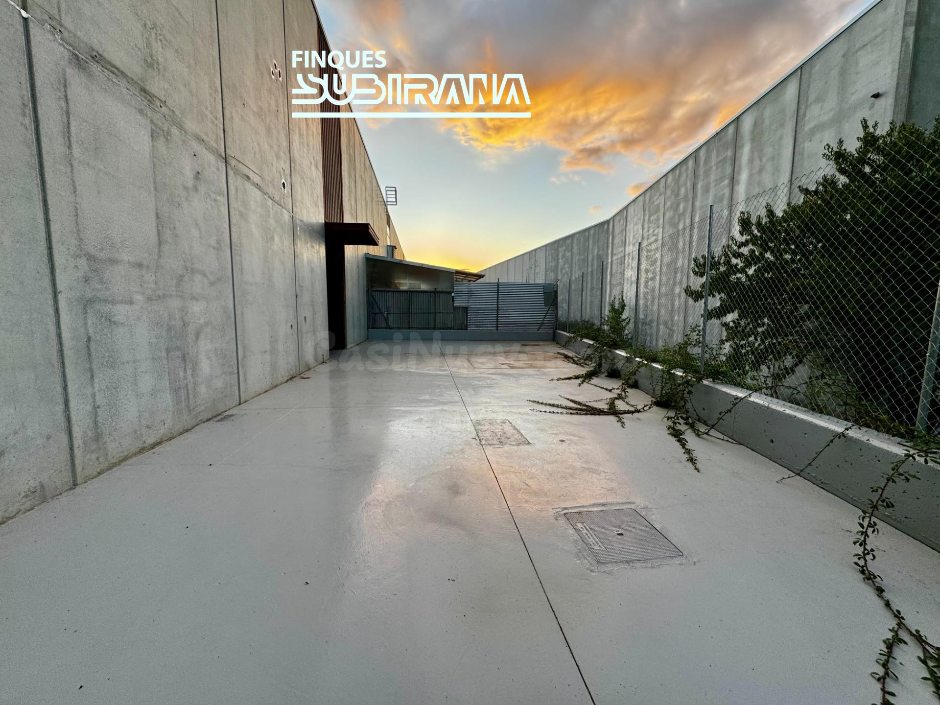 NAU INDUSTRIAL DE LLOGUER A IGUALADA – ZONA REC / BARRI SANT CRIST