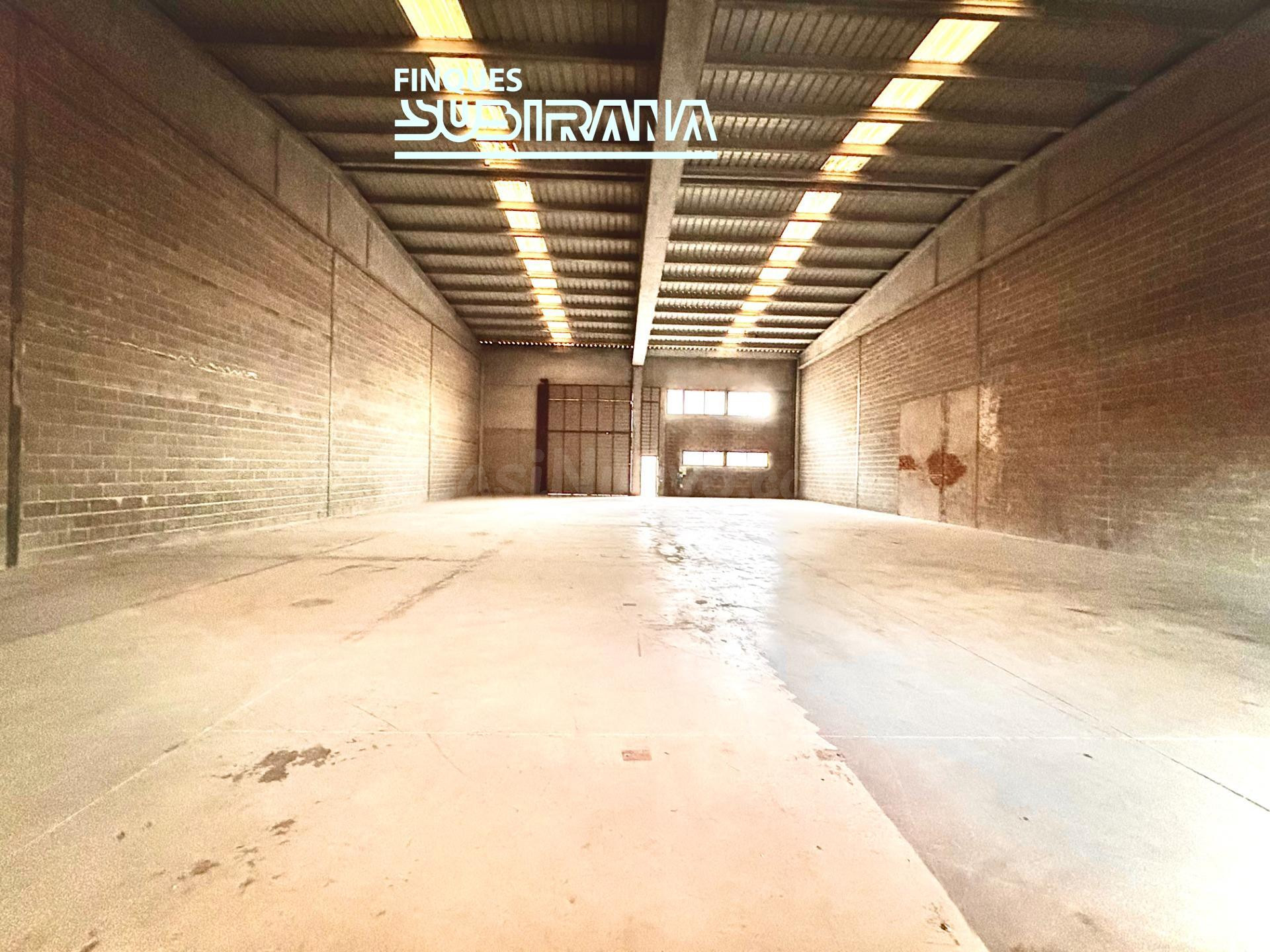 NAU INDUSTRIAL DE LLOGUER A IGUALADA – ZONA REC / BARRI SANT - foto 2
