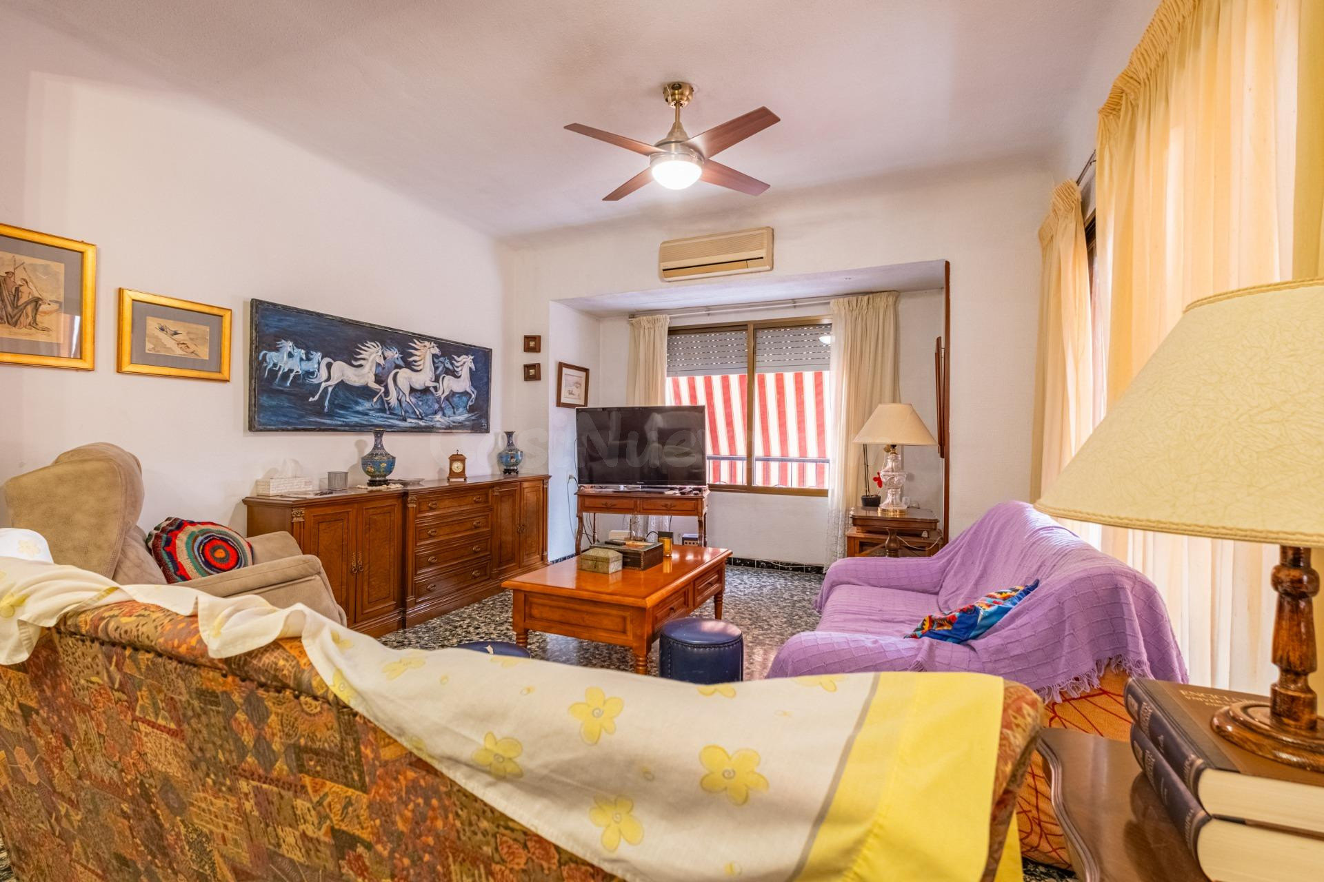 ✨ Amplio piso familiar con gran patio y garaje en La Florida – Alicante ✨