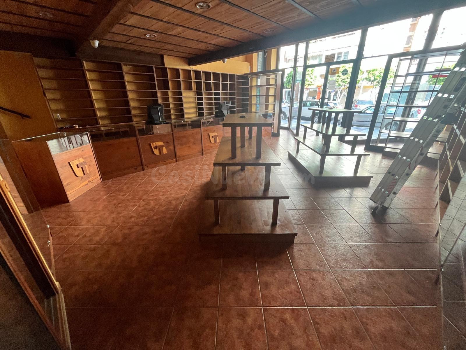 LOCAL COMERCIAL EN TORREMOLINOS – ZONA MANANTIALES - foto 3