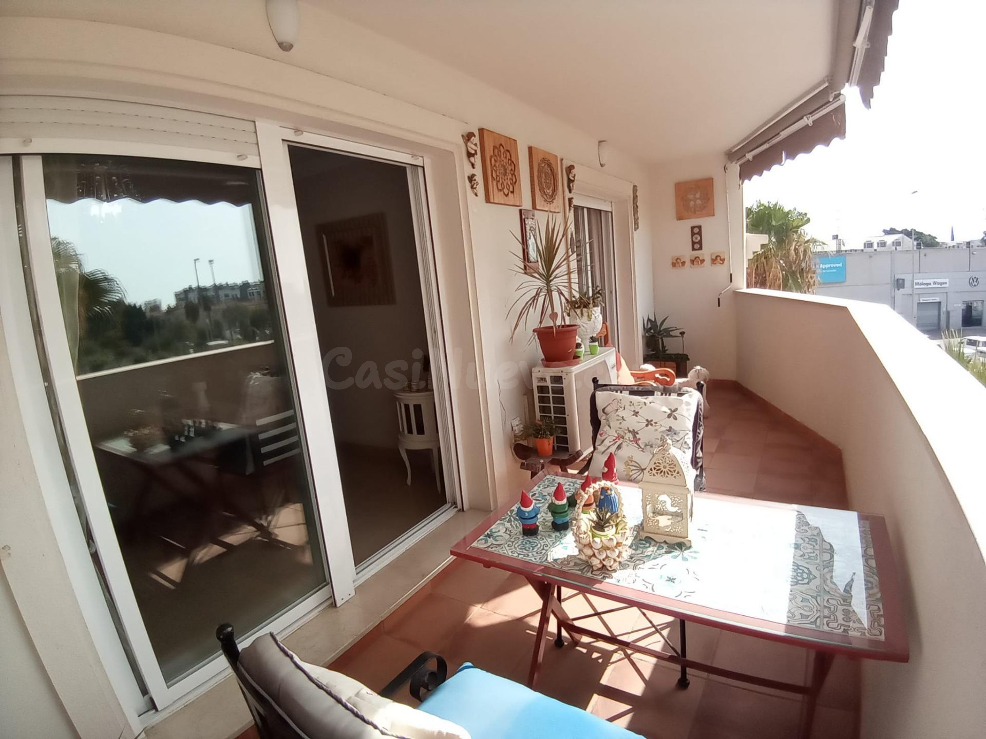 Tu Nuevo Hogar Espacioso y Luminoso en la Costa - foto 5