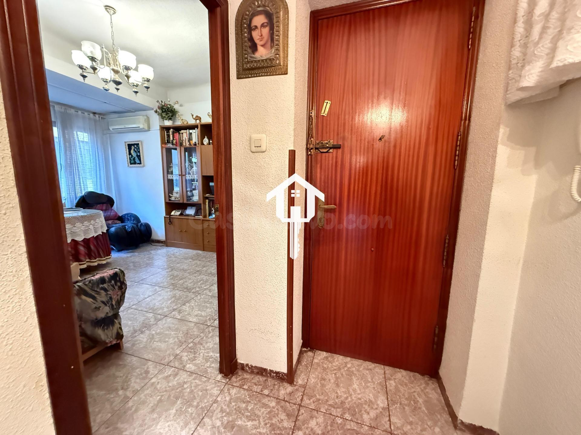 PISO EN VENTA EN EL CENTRO DE ALICANTE, 77m2, CUATRO DORMITO - foto 3