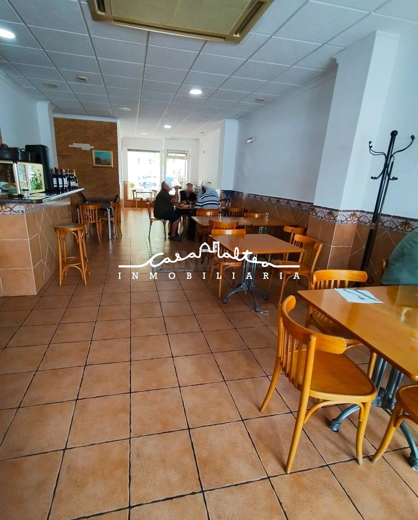 Local en venta en el pueblo de Altea
