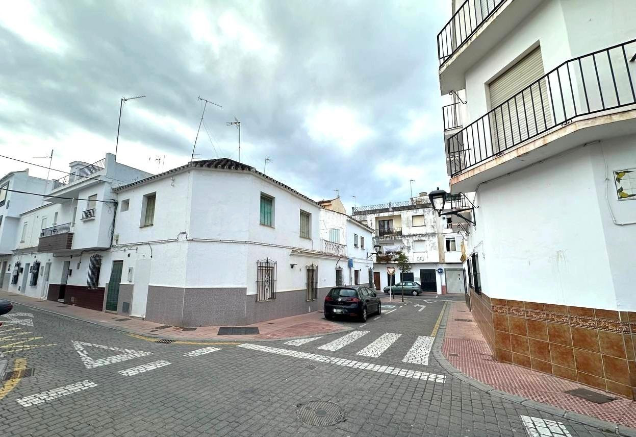 Solar en venta en Estepona  | CABANILLAS REAL ESTATE
