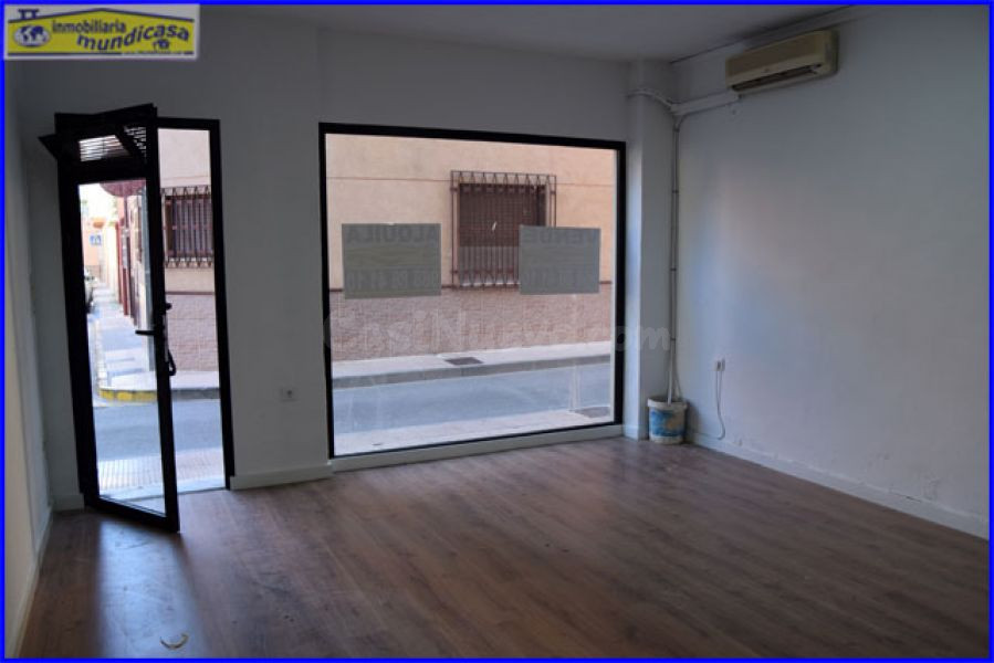 ¡Excelente oportunidad! Local comercial en zona privilegiada - foto 2