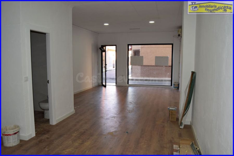 ¡Excelente oportunidad! Local comercial en zona privilegiada - foto 3