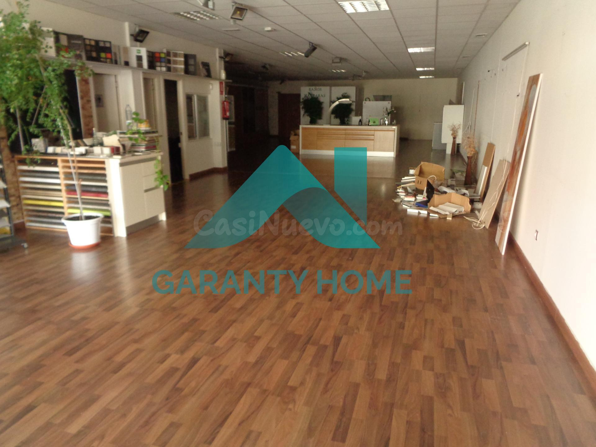 Se alquila nave industrial en zona CHARCA MUSIA