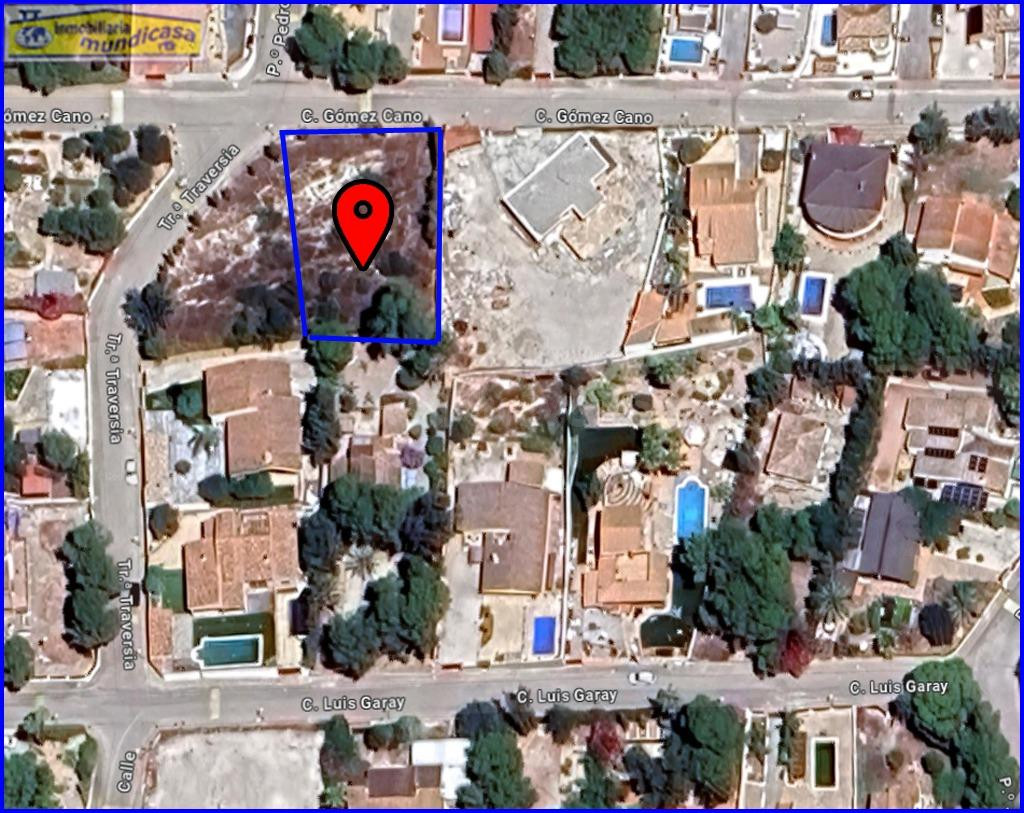 Parcela urbana de 806 m2 en Urbanización El Reloj