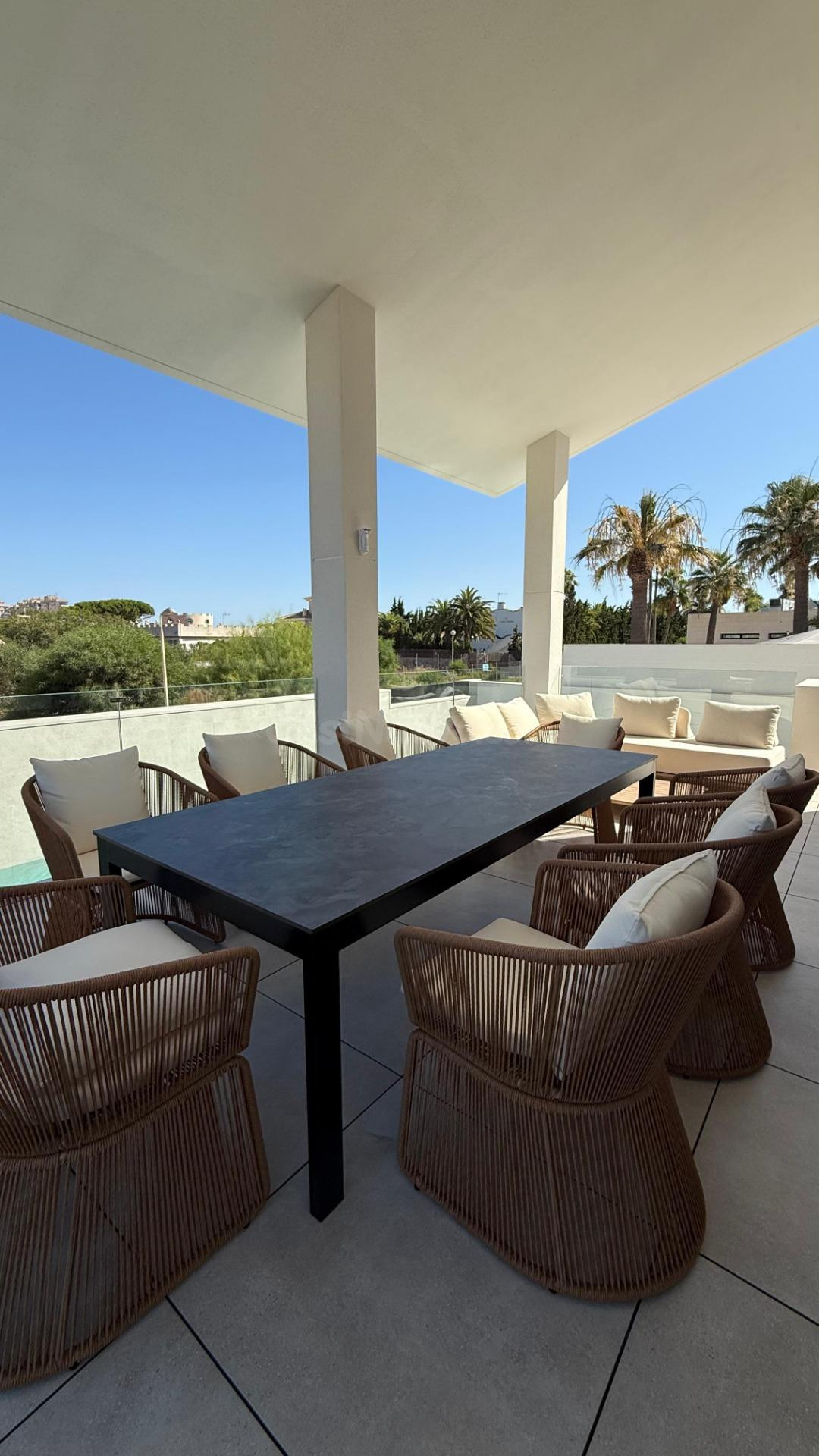 VENTA DE EXCLUSIVA VILLA EN LA MANGA DEL MAR MENOR - foto 5