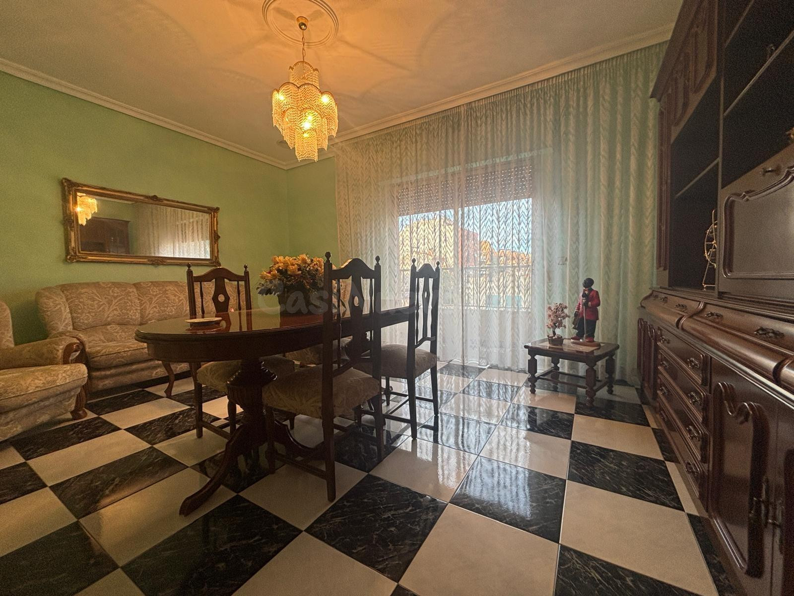 SE VENDE CASA INDEPENDIENTE CON BAJO - foto 3