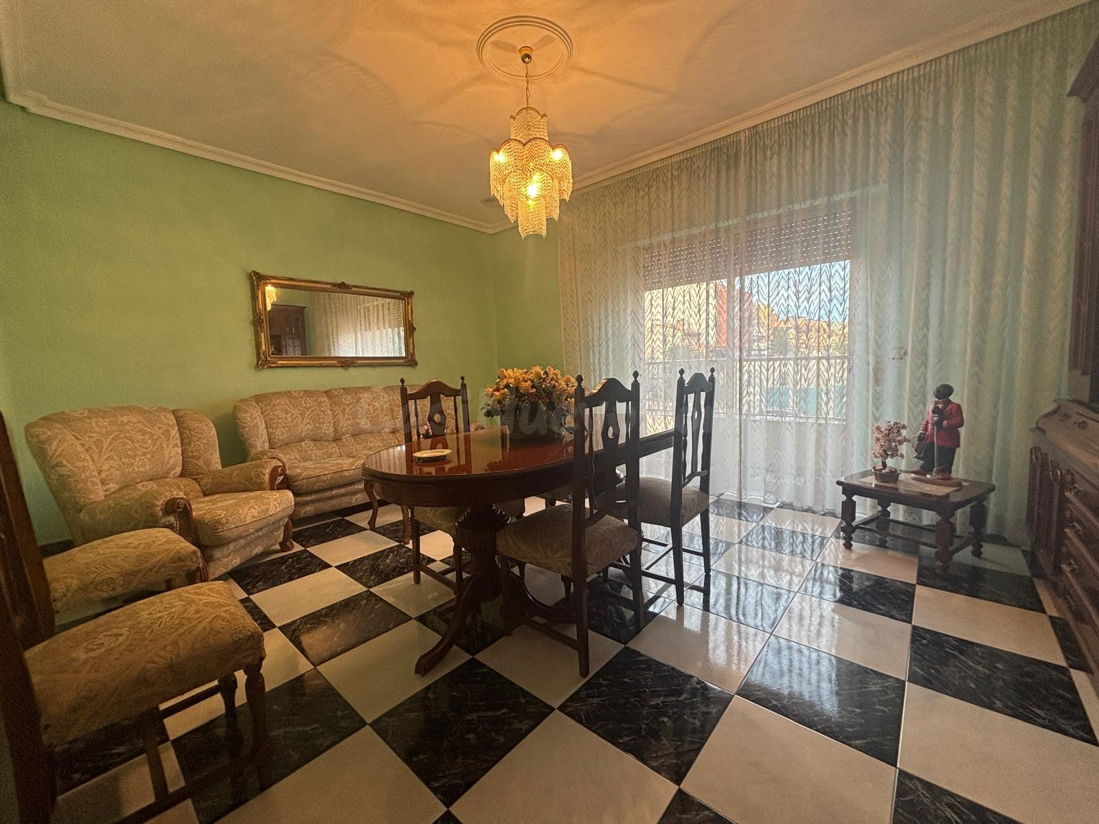 SE VENDE CASA INDEPENDIENTE CON BAJO - foto 4