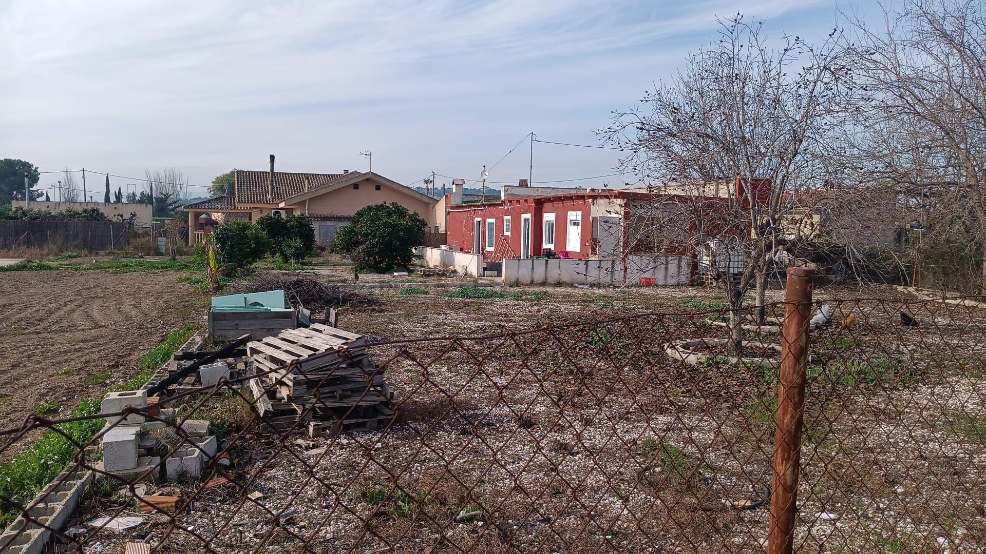 SE VENDE CASA CON TERRENO EN MOLINA DE SEGURA ( HUERTA ABAJO)