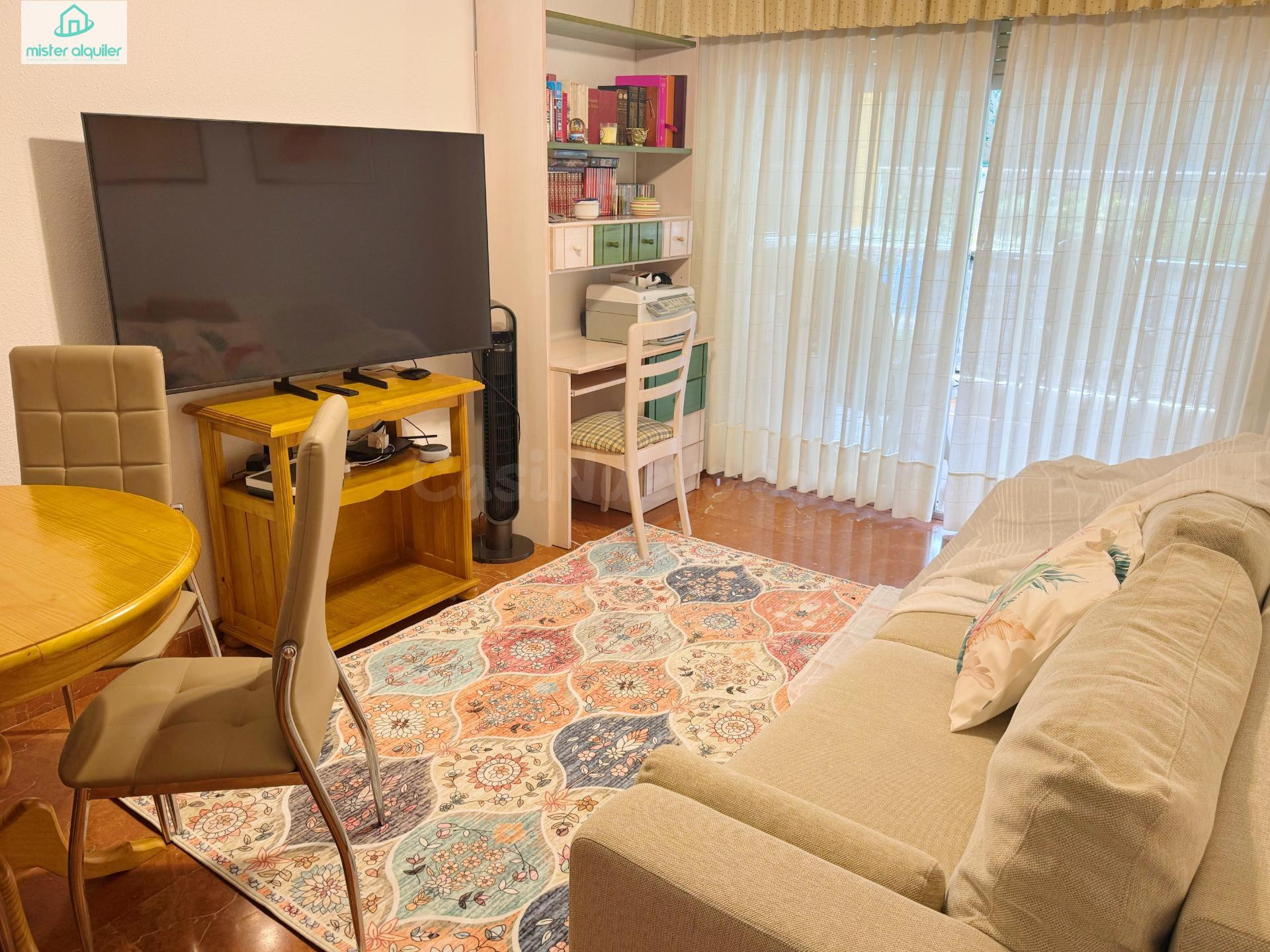 ALQUILER DE VIVIENDA EN URBANIZACIÓN MANZANARES, CON PISCINA - foto 2
