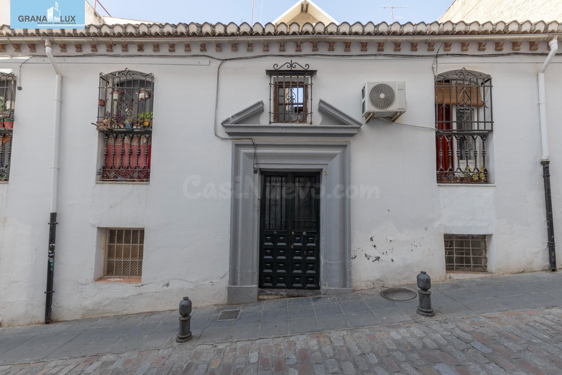 Edificio en venta junto al Salón