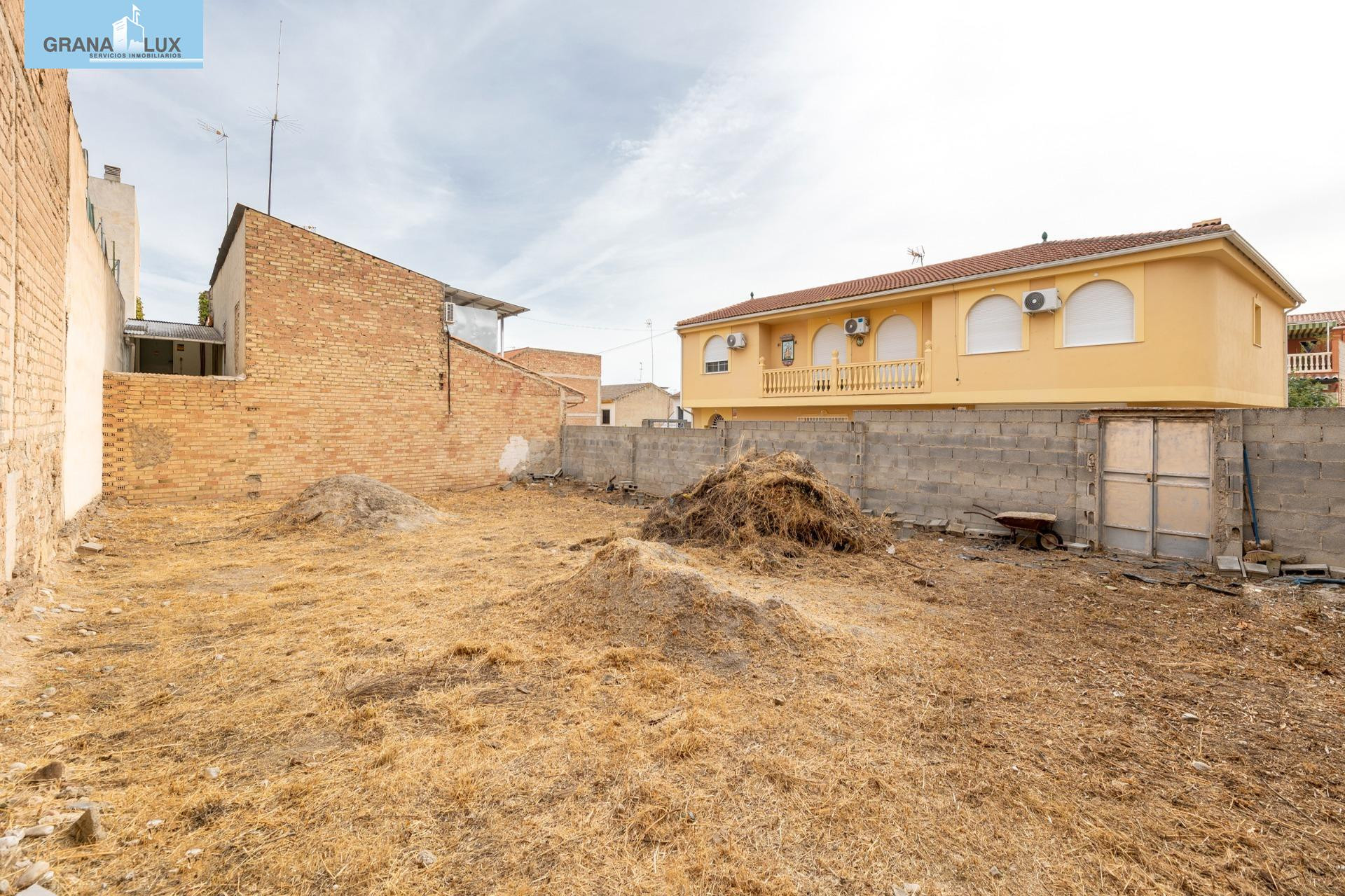 Terreno de 234 m2 totalmente cercado en zona tranquila — ¡Bu - foto 2