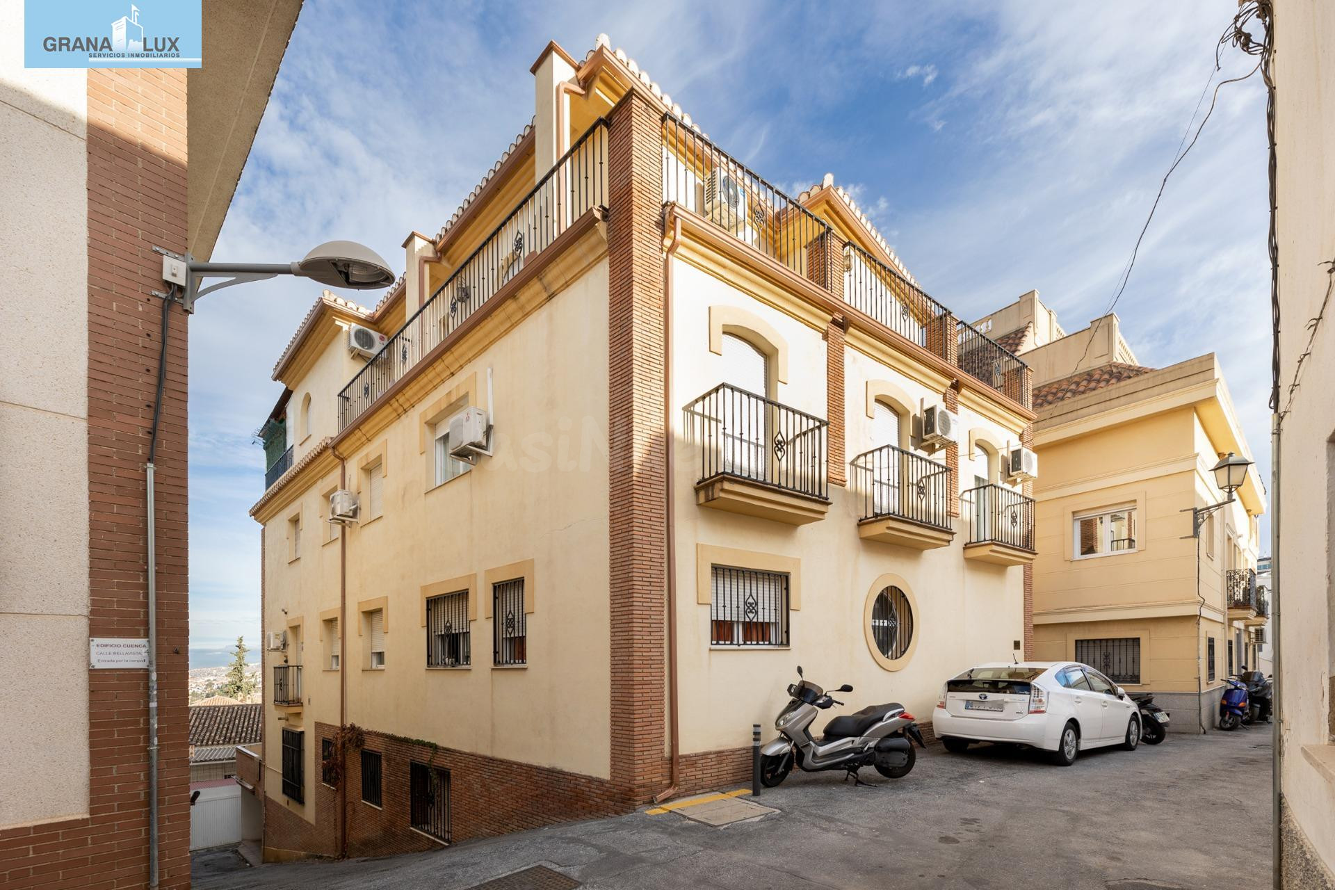Piso de 3 habitaciones en Barrio de Monachil.