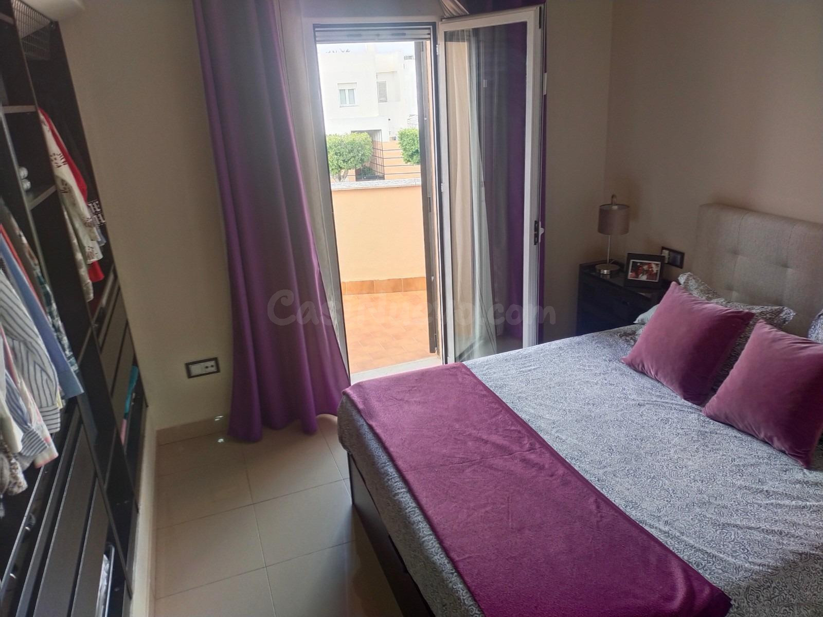 SE VENDE ESPECTACULAR ADOSADO EN PUERTO REAL - foto 2