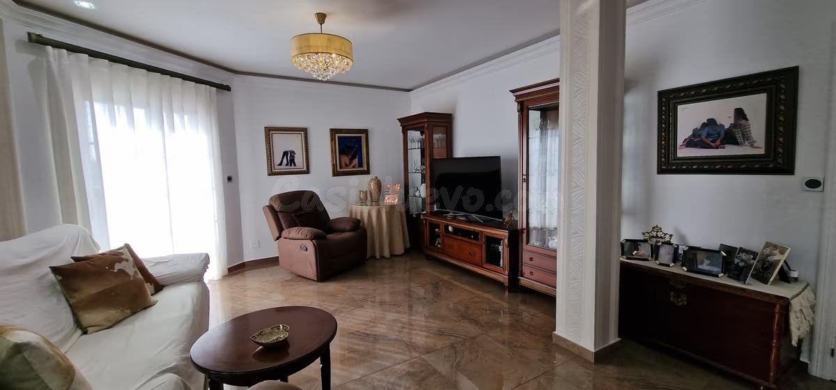 Venta local comercial La Nucia pueblo - foto 2