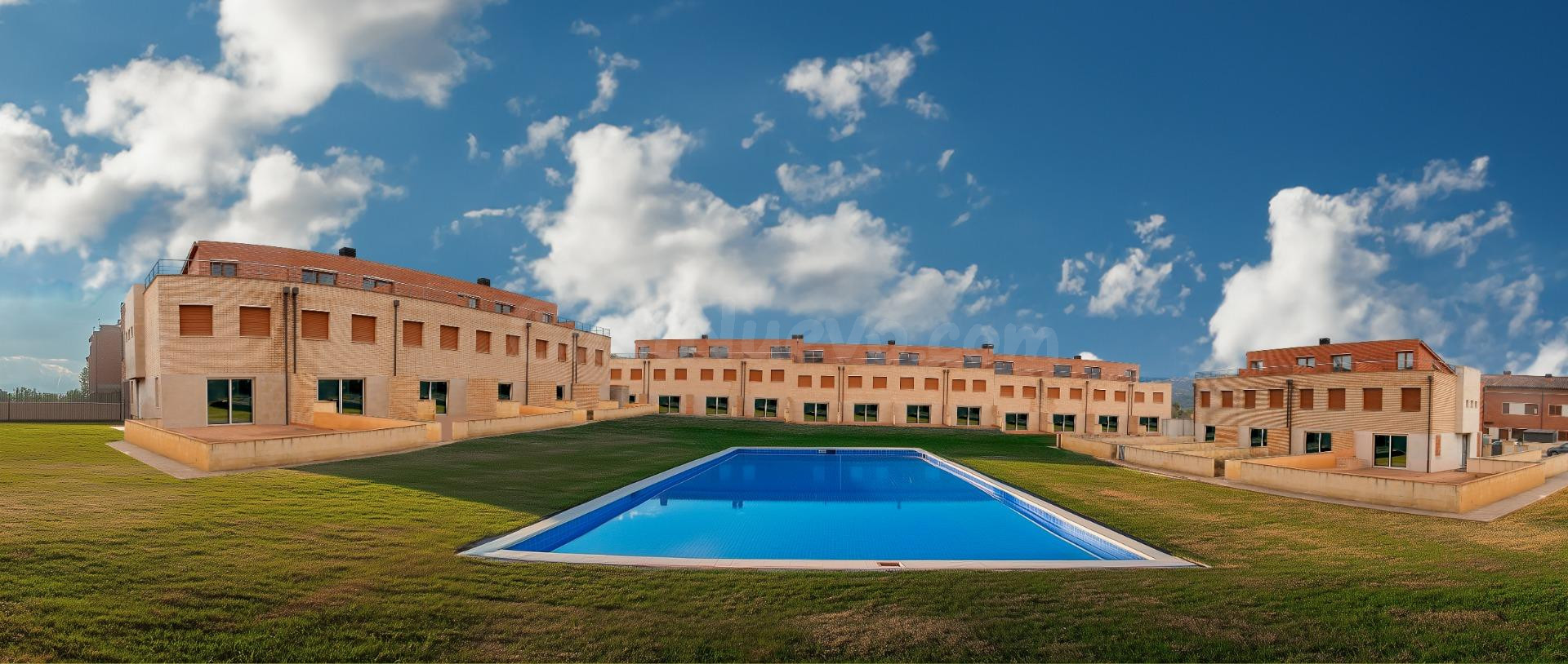 Casas apareadas en zona alta de Ulldecona - foto 4