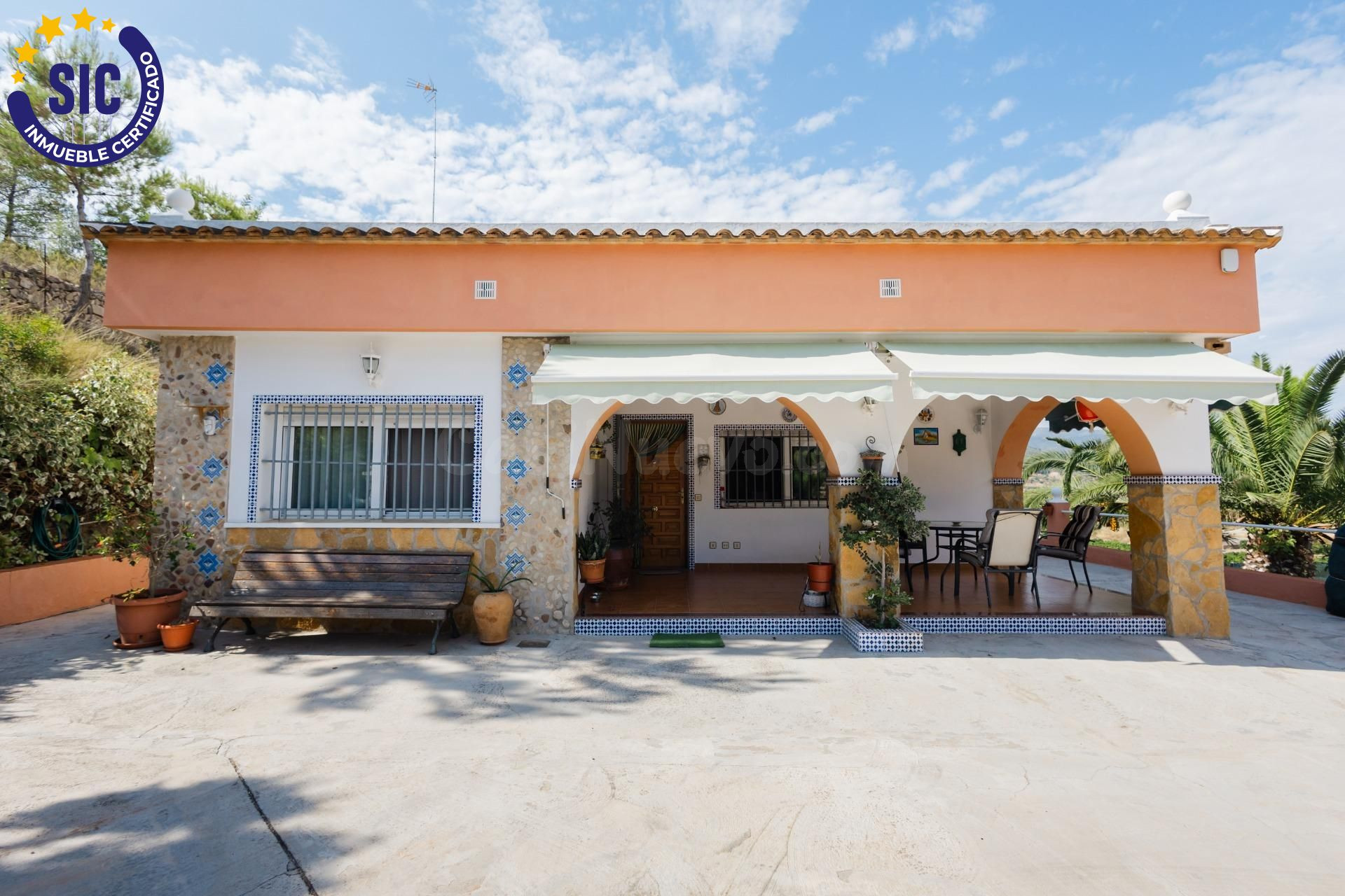 Chalet en venta en Gestalgar con 4 habitaciones, garaje y pi - foto 4