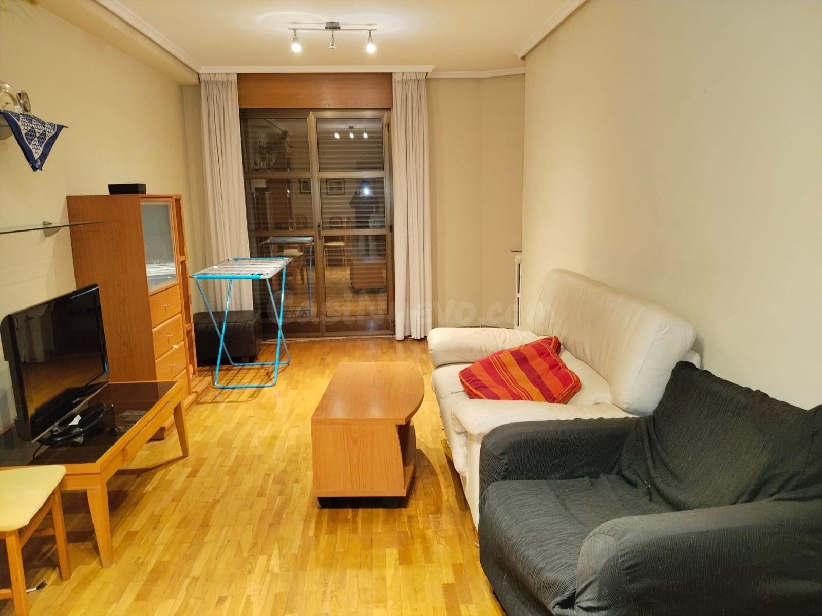 Se vende piso en el centro de Ponferrada - foto 2