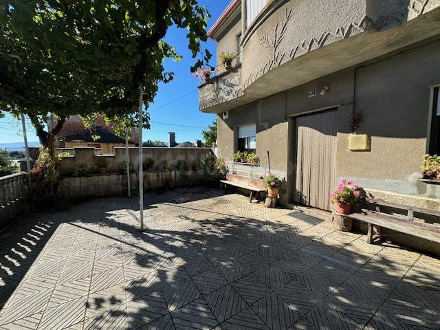 VENTA: Casa con jardín en Cueto. - foto 3