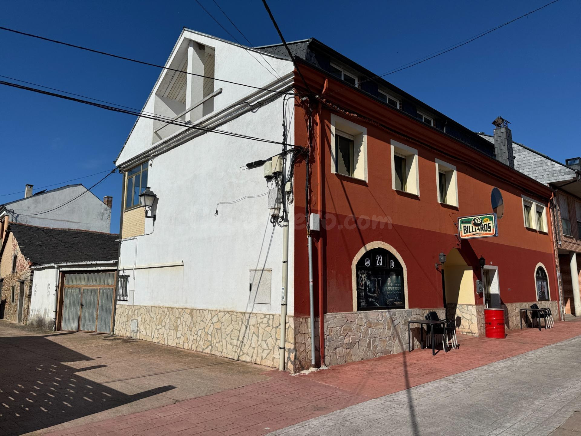 CASA CON NEGOCIO EN VENTA - foto 2