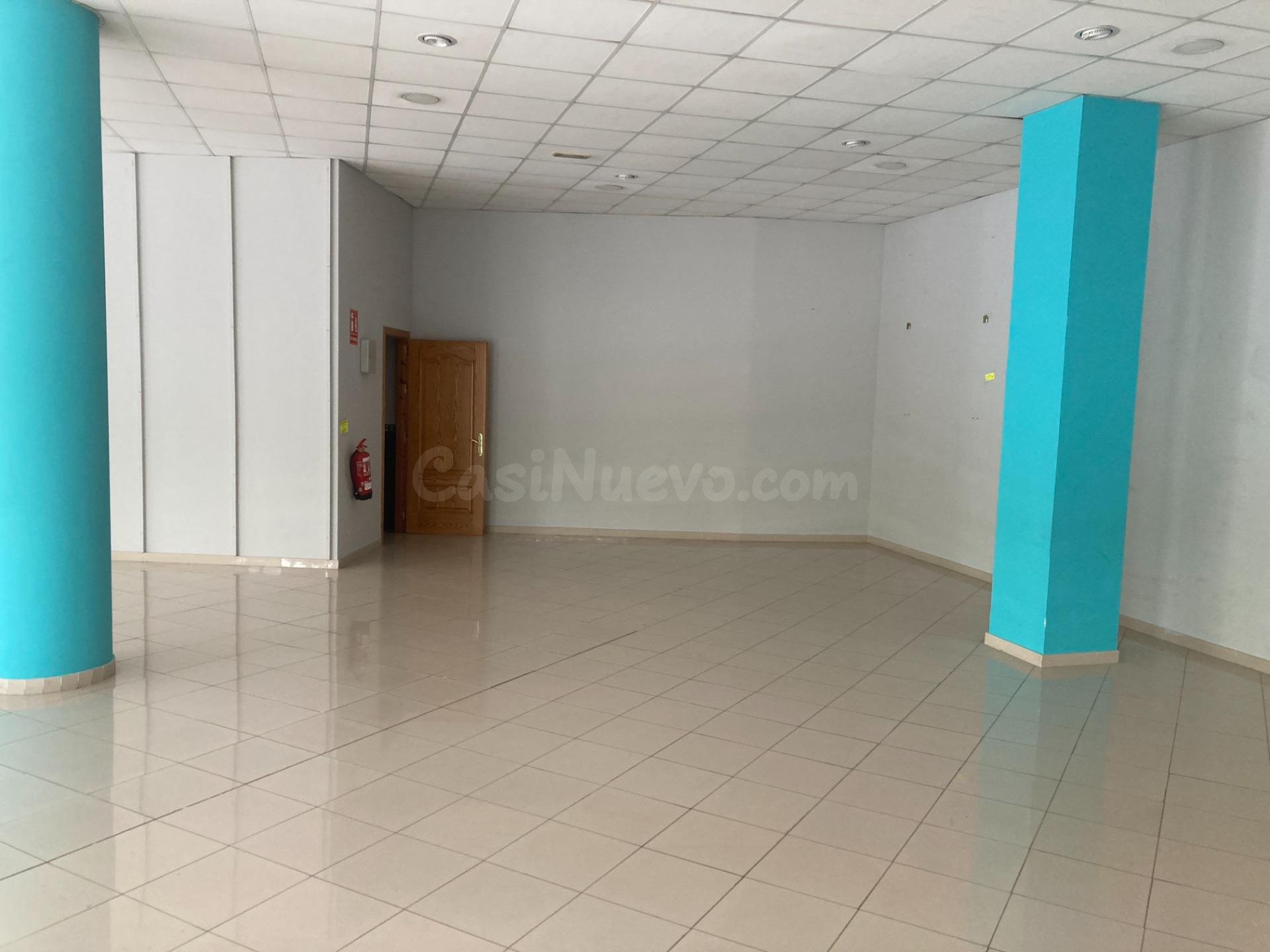 Local comercial en venta en Estepona | CABANILLAS REAL ESTAT - foto 4