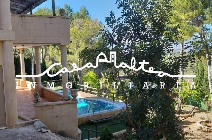 SE VENDE CHALET EN ALTEA LA VELLA