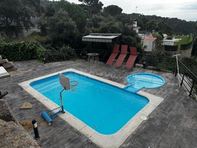 ¡Tu hogar familiar con vistas al mar!