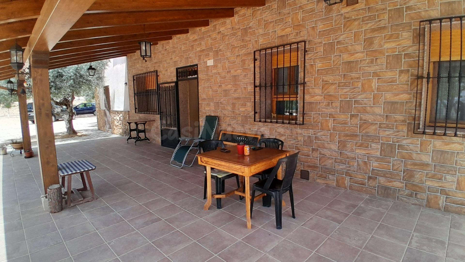 CHALET CON ENCANTO A 3 KM DE  YECLA