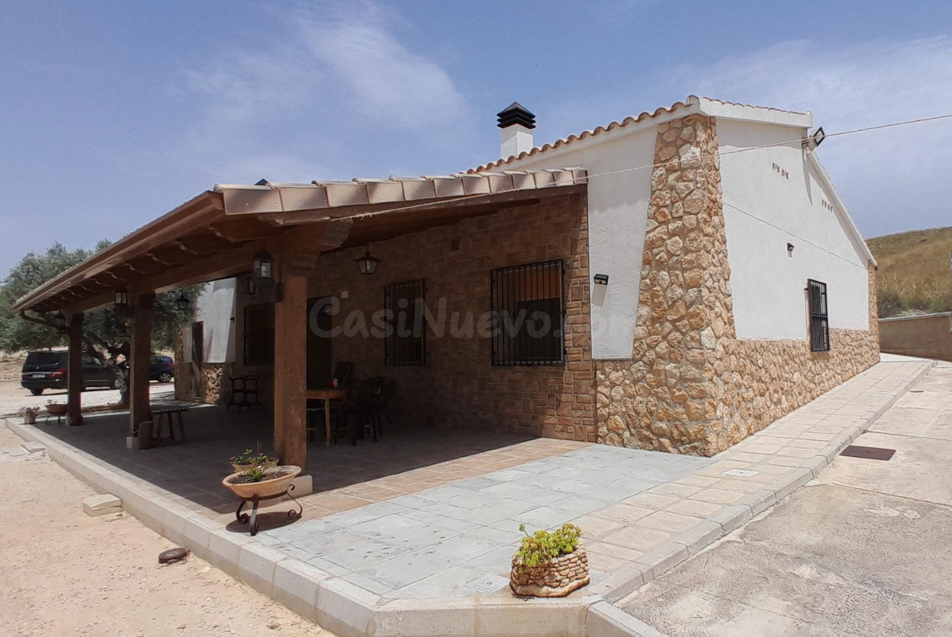 CHALET CON ENCANTO A 3 KM DE YECLA - foto 2