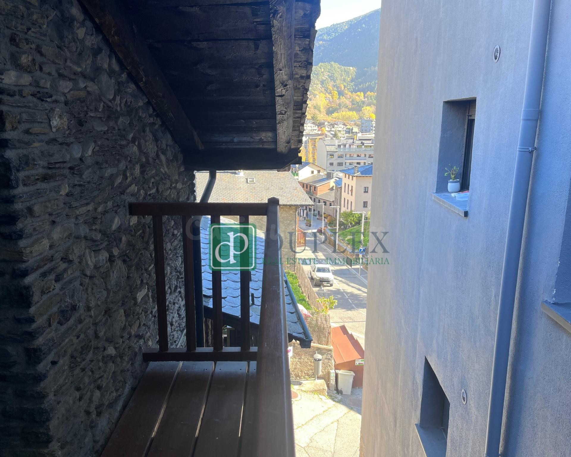 Casa en venta en el casco antiguo de La Massana - foto 2