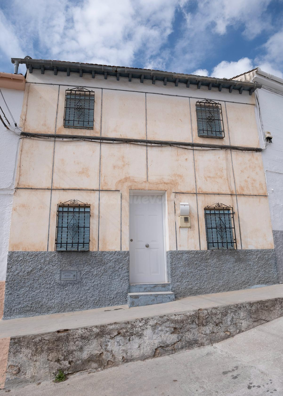 ¡Gran oportunidad en el centro de Íllora!
