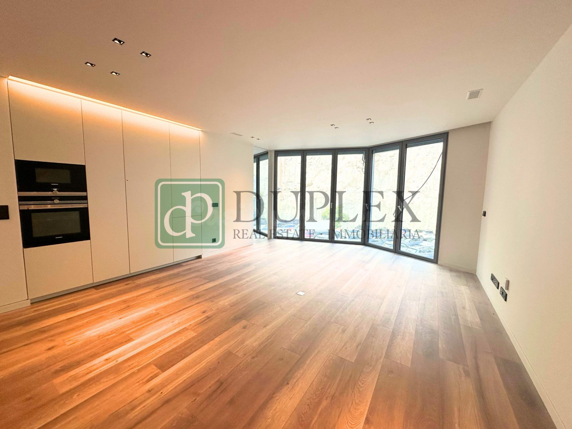 En venta: Apartamento premium en el centro de Andorra la Vella - foto 2
