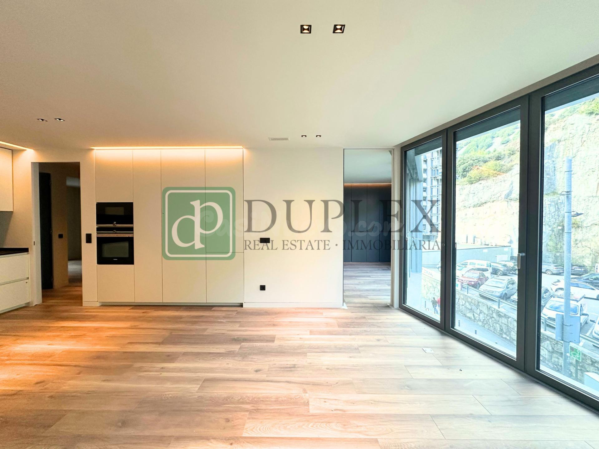 En venta: Apartamento premium en el centro de Andorra la Vella - foto 3