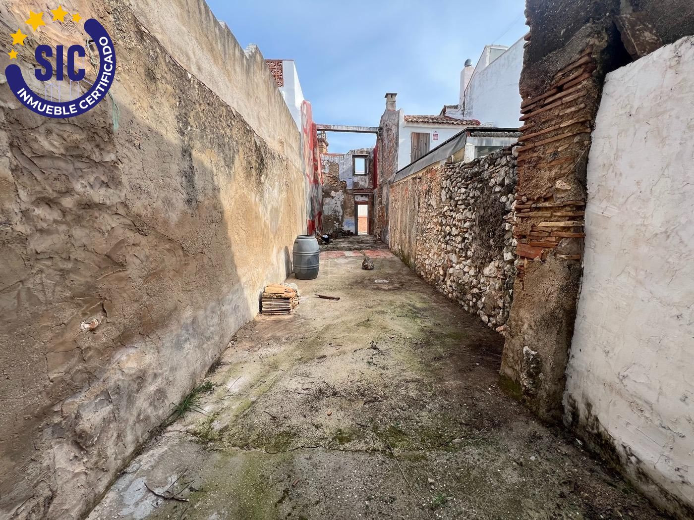 Solar listo para edificar, en casco Histórico, para hacer tu casa de pueblo a tu medida. Tossalet del Doix. - foto 3