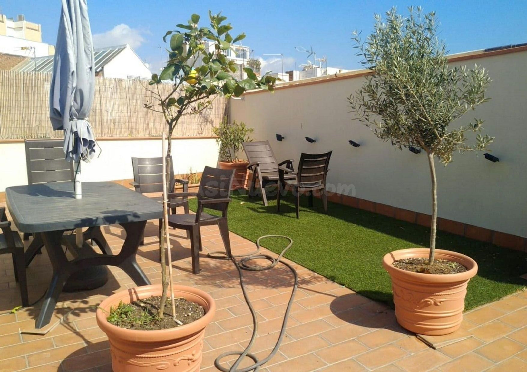 ATICO EN FINCA NUEVA REHABILITADA CON TERRAZA