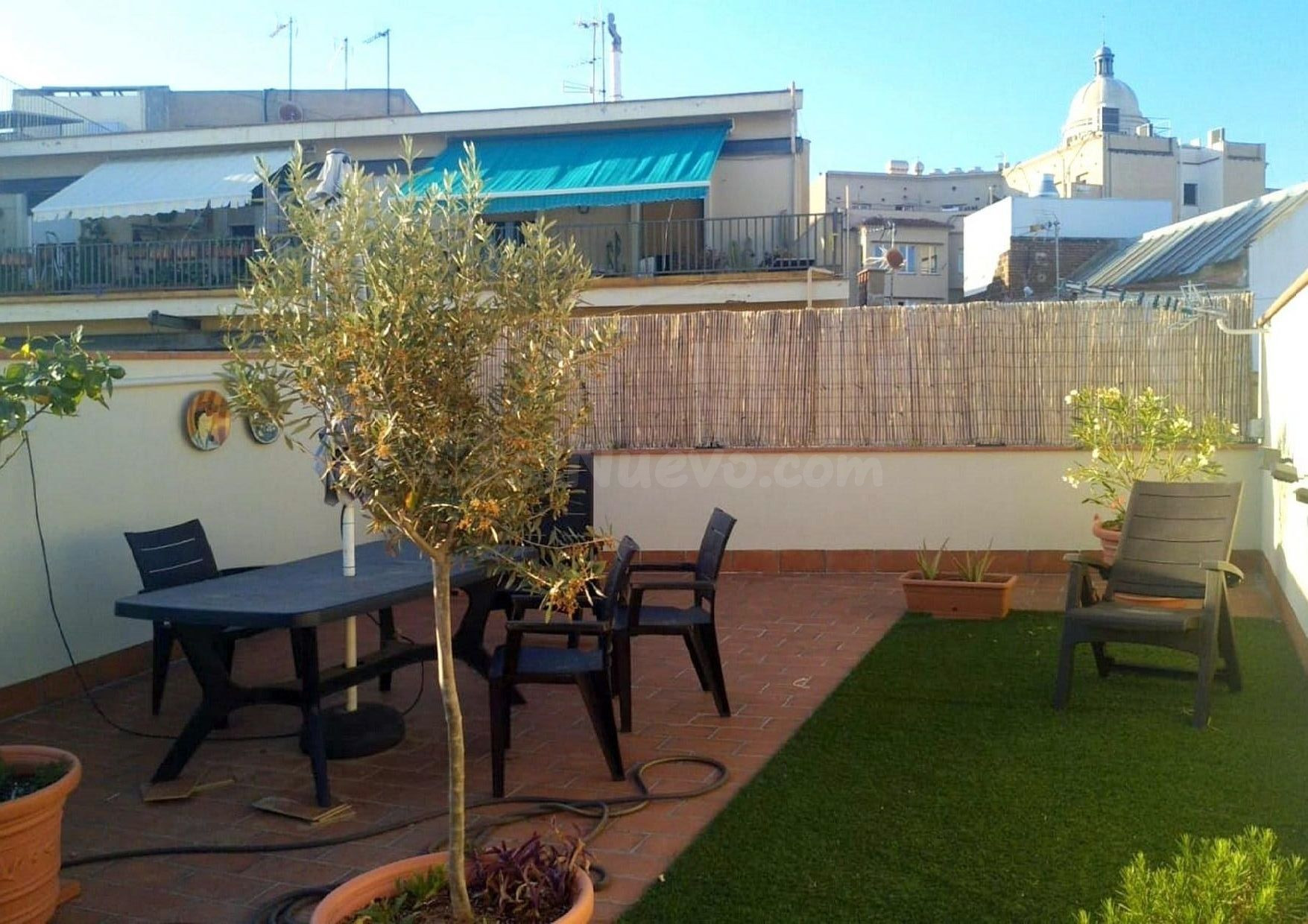 ATICO EN FINCA NUEVA REHABILITADA CON TERRAZA - foto 2