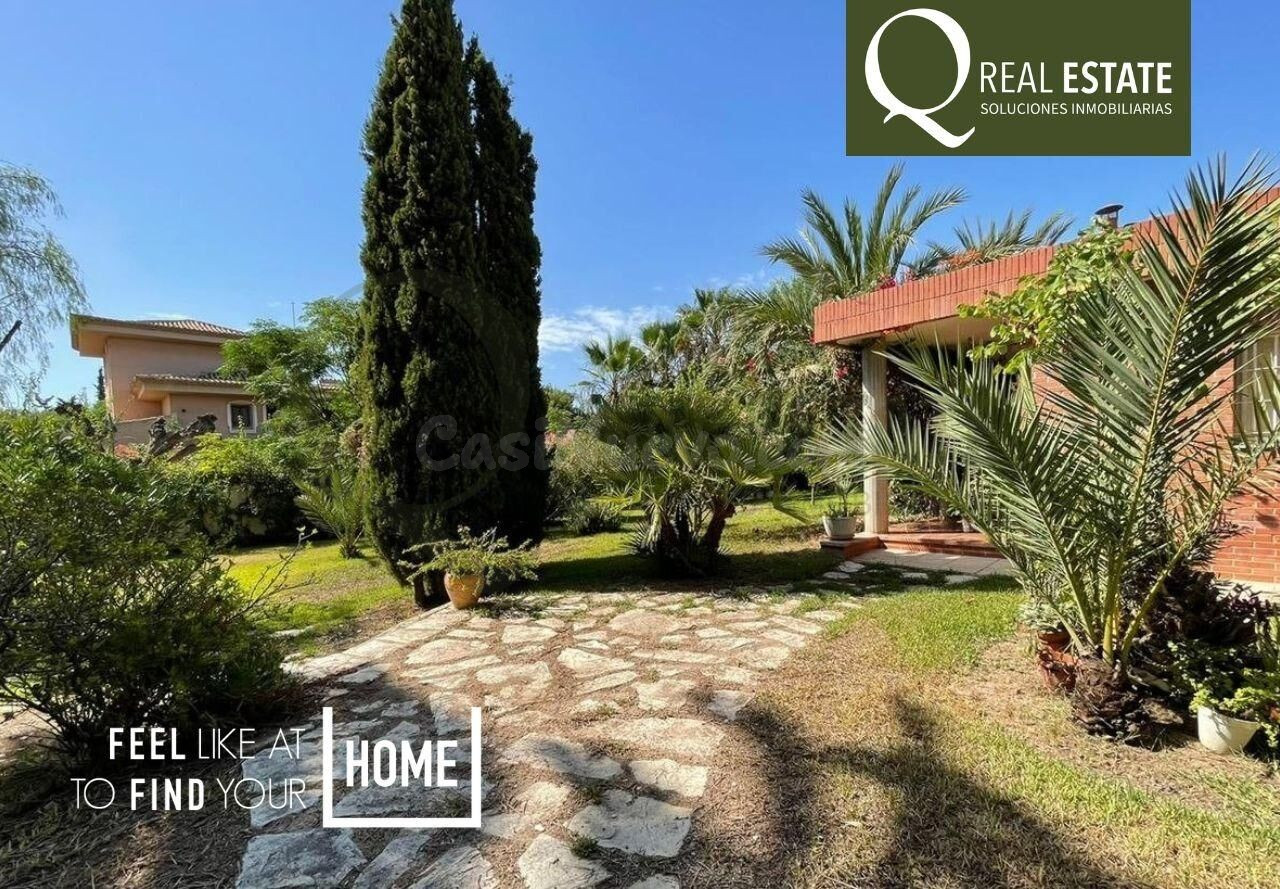 GRAN FINCA CON MÁS DE 2.000M2 EN SAN JUAN DE ALICANTE
