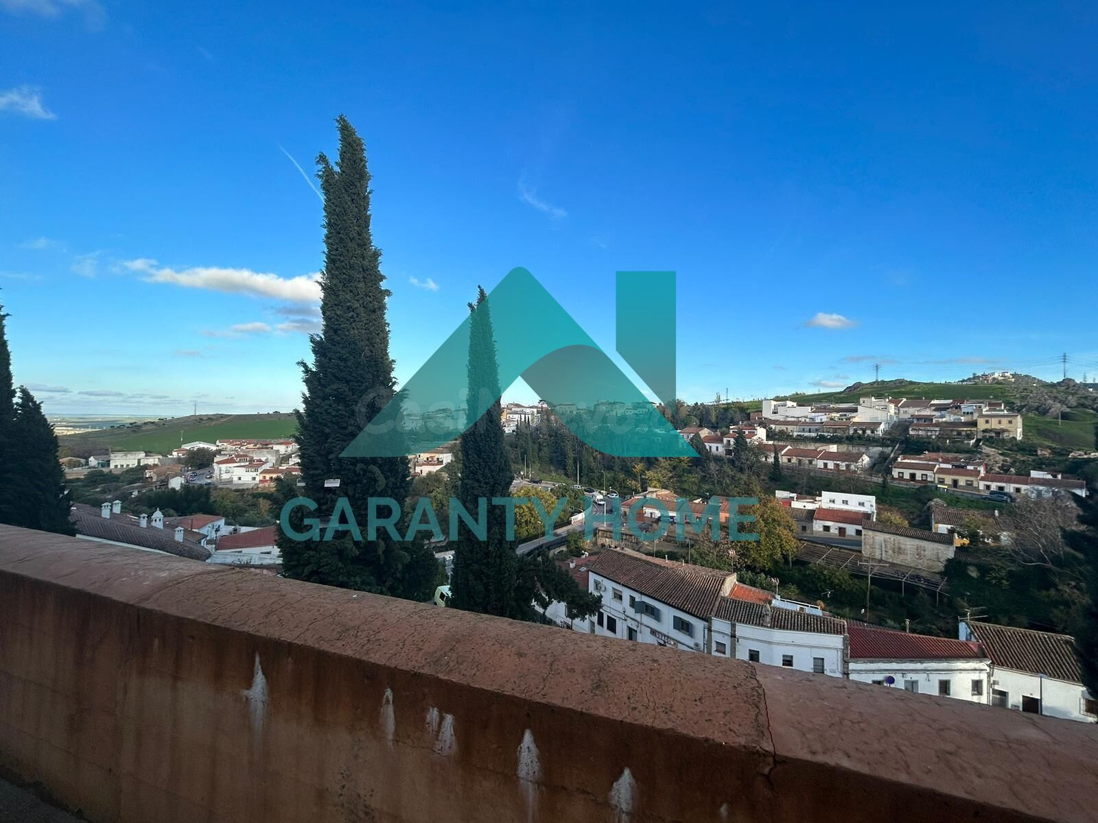 SE VENDE CASA CON TERRENO EN ZONA PARTE ANTIGUA - foto 3