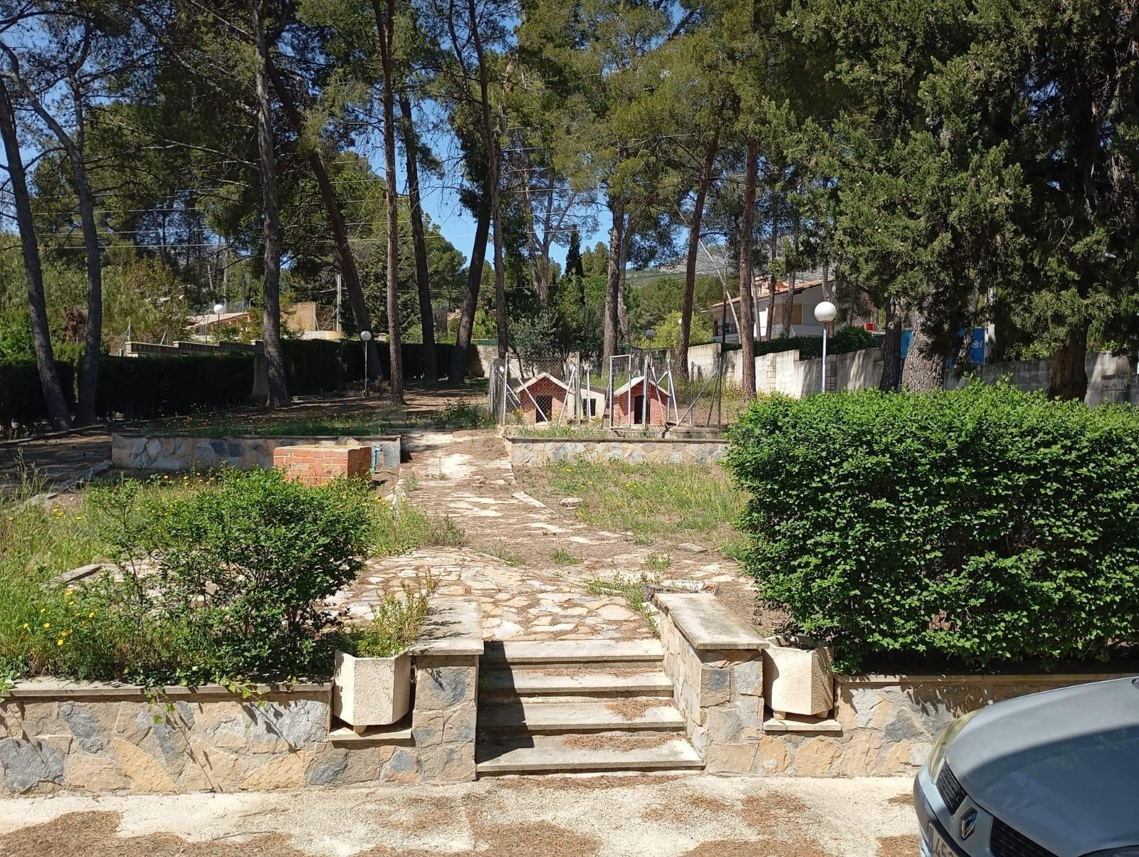 Gran oportunidad en Cocentaina: Chalet amplio y lleno de pos - foto 3