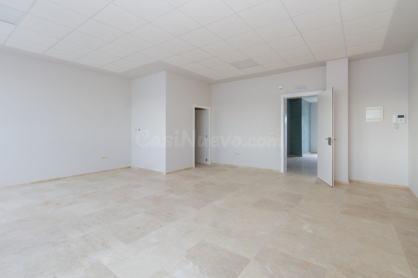 El local ideal para tu negocio enfrente del nuevo Hospital c - foto 5