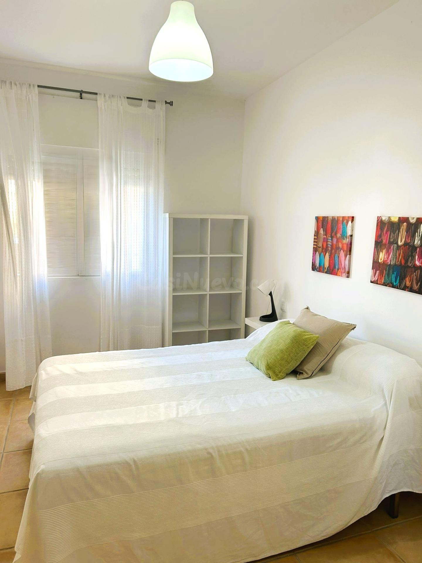 Apartamento de tres dormitorios  en primera linea de playa